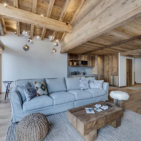 Un Chalet Haut De Gamme Pour Les Amoureux Du Luxe Courchevel
